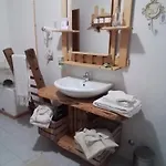 Lo Scoiattolo Szálloda